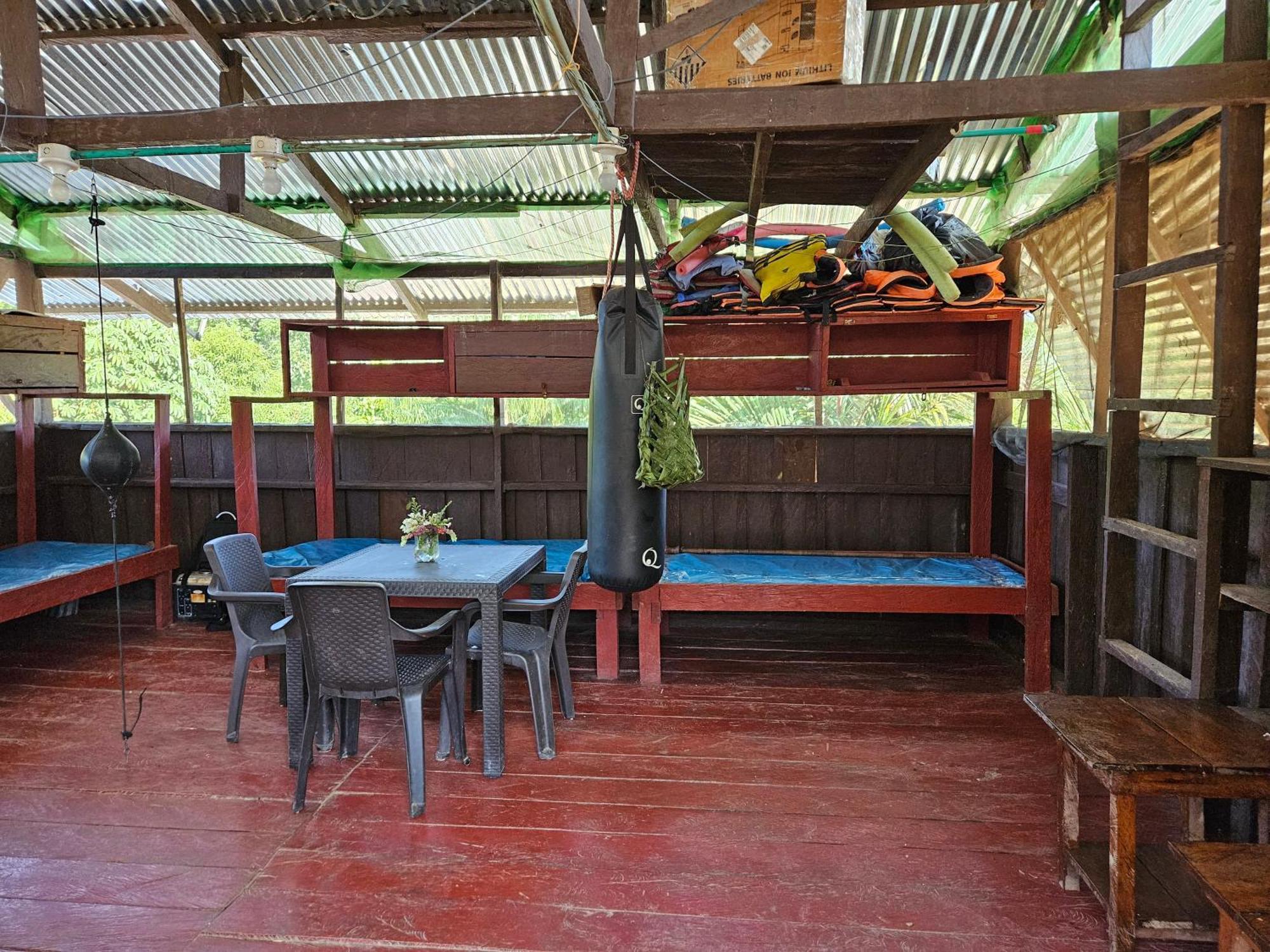 Resguardo Indigena Yagua Hotel Internado Santa Sofia Kültér fotó