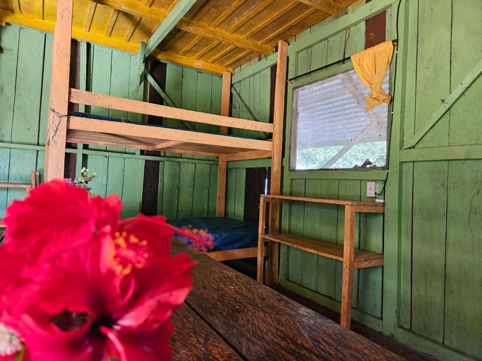 Resguardo Indigena Yagua Hotel Internado Santa Sofia Kültér fotó