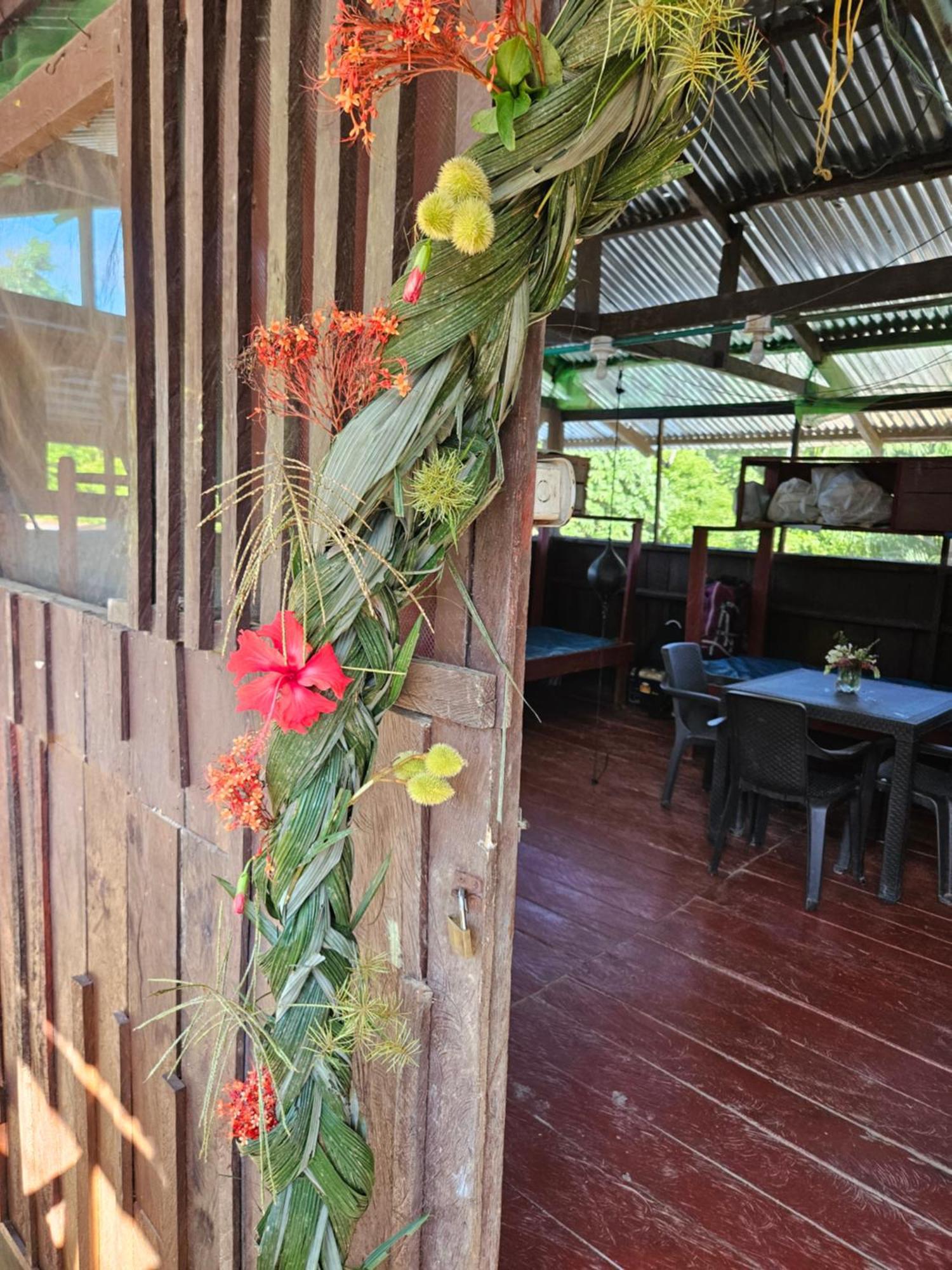 Resguardo Indigena Yagua Hotel Internado Santa Sofia Kültér fotó