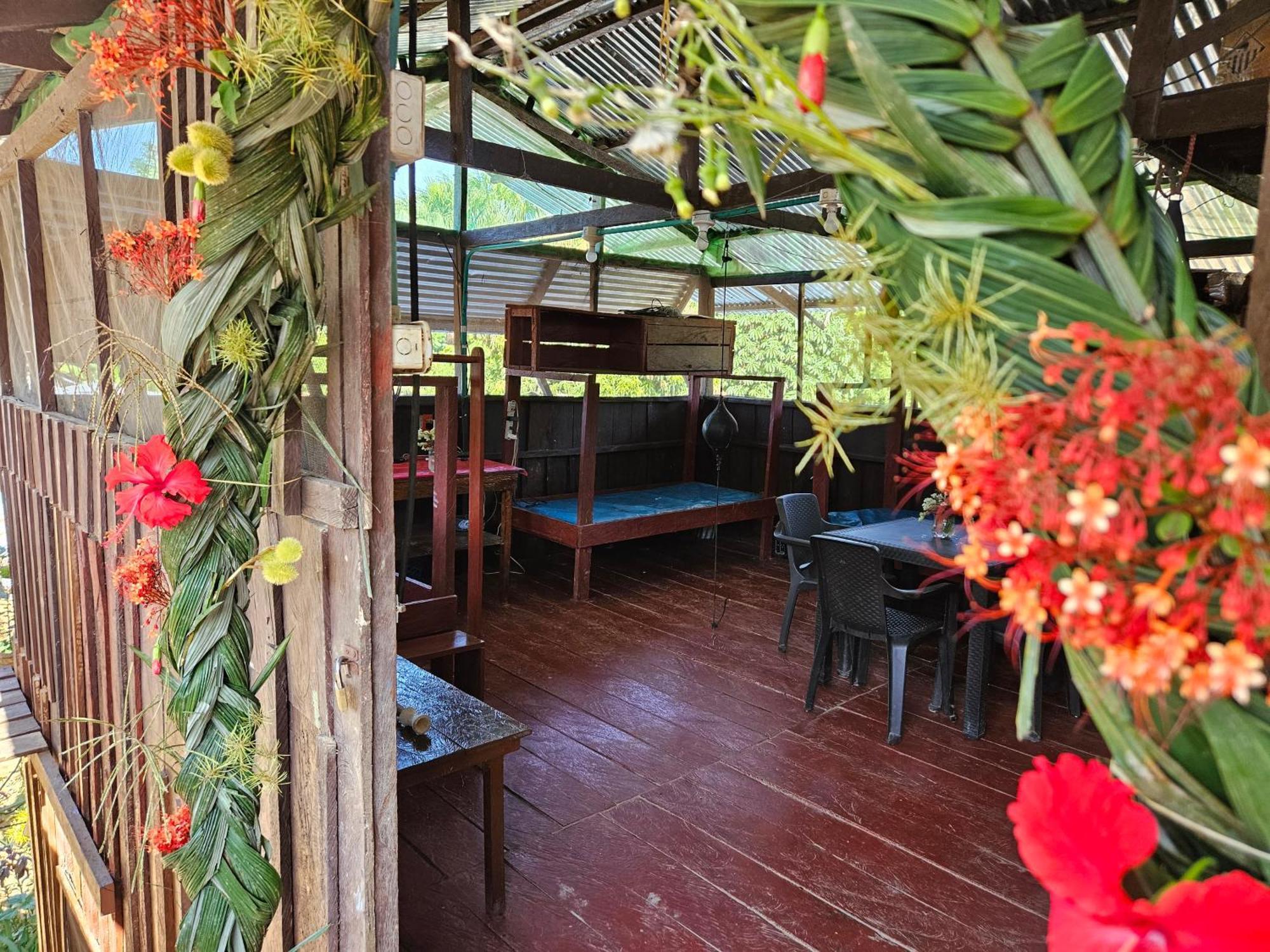 Resguardo Indigena Yagua Hotel Internado Santa Sofia Kültér fotó