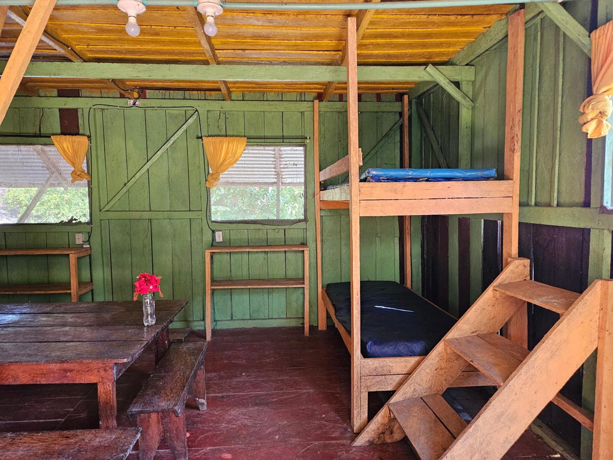 Resguardo Indigena Yagua Hotel Internado Santa Sofia Kültér fotó