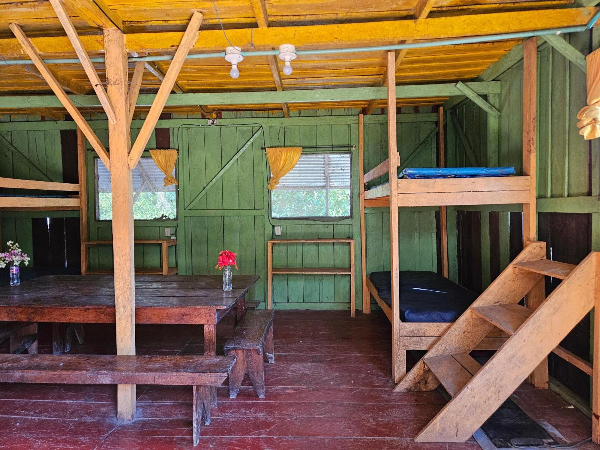 Resguardo Indigena Yagua Hotel Internado Santa Sofia Kültér fotó