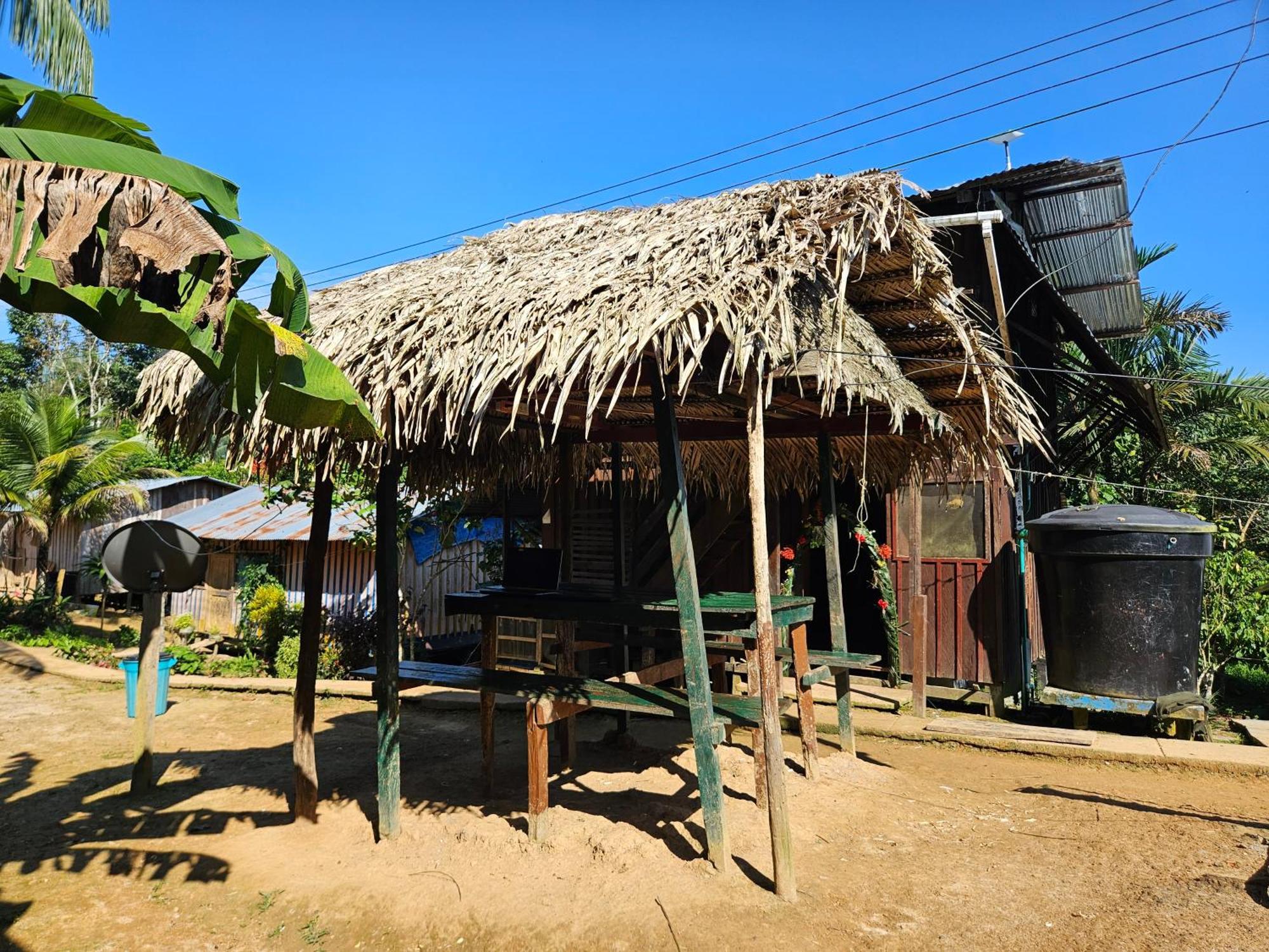 Resguardo Indigena Yagua Hotel Internado Santa Sofia Kültér fotó